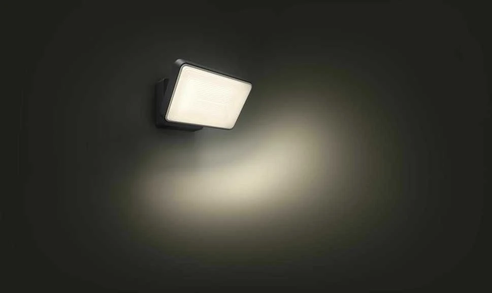 Sieninis šviestuvas „Philips Hue Welcome Outdoor Floodlight“ | Šiltas baltas
