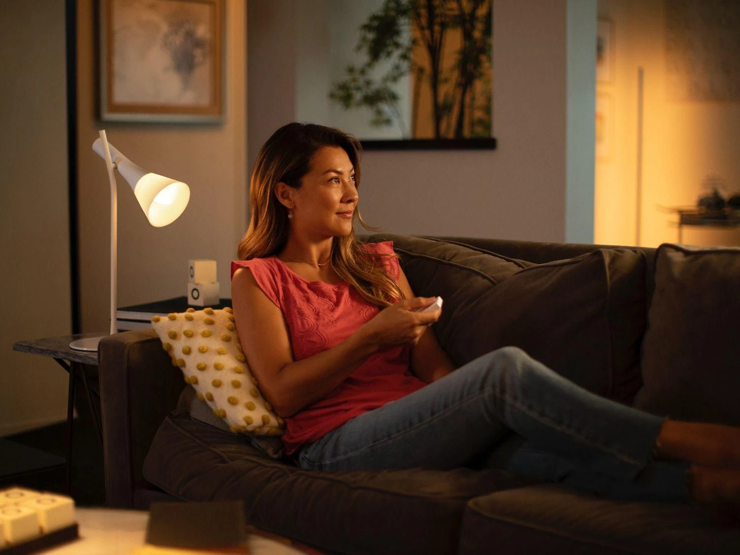 Philips Hue apšvietimo rinkinys: 3x E27 9W RGBW + jungiklis