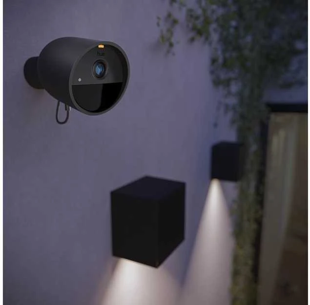 „Philips Hue“ | Saugi laidinė kamera | Kulka | IP65
