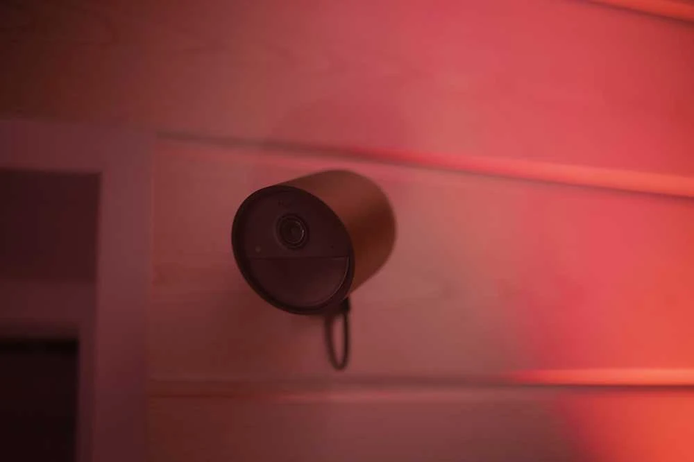 „Philips Hue“ | Saugi laidinė kamera | Kulka | IP65