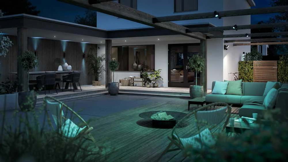 „Philips Hue“ | Saugi laidinė kamera | Kulka | IP65
