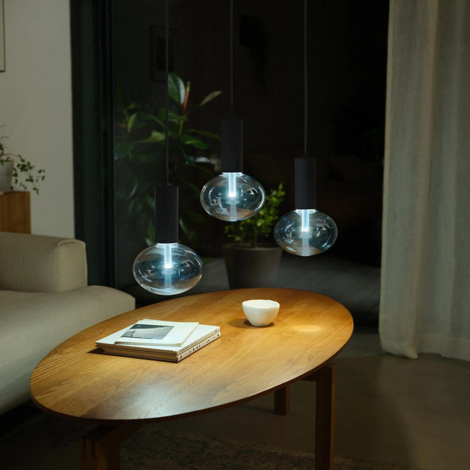 Philips Hue E27 pakabinamas šviestuvas Lightguide lemputėms