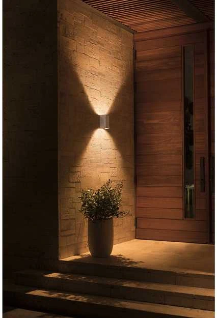 Philips Hue Sieninis lauko šviestuvas Resonate (Baltas ir spalvotas)