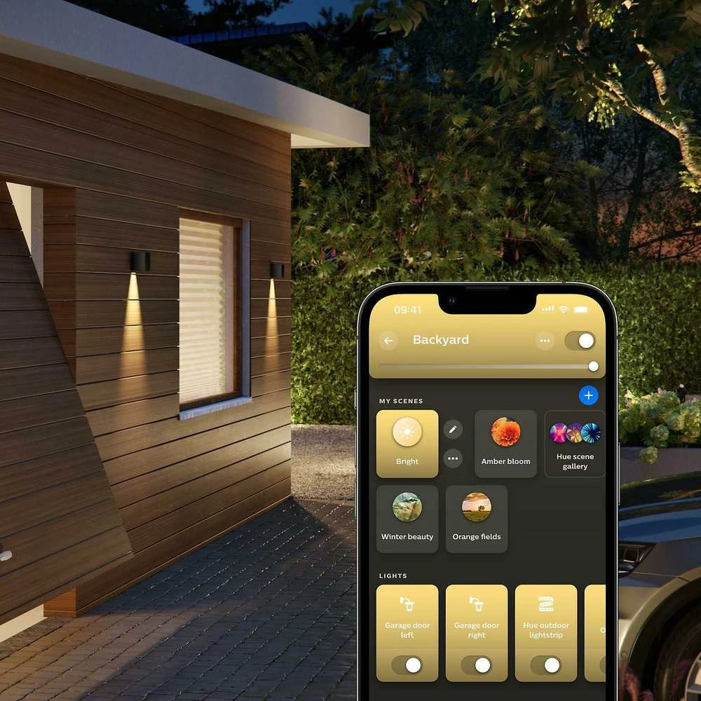 Sieninis šviestuvas Philips Hue WCA Resonate Outdoor Downward Wall Lantern, Juodas | 8 W | 2000-6500 Hue Baltas Color Ambiance