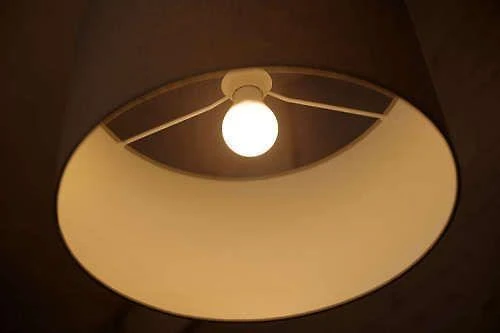 Lemputė Philips LED, A-type, E27, 6,5 W, 80–806lm,2200–2700K