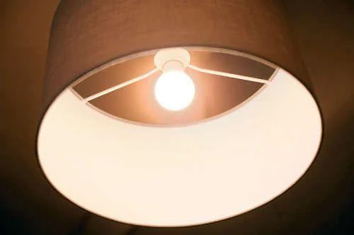 Lemputė Philips LED, A-type, E27, 6,5 W, 80–806lm,2200–2700K