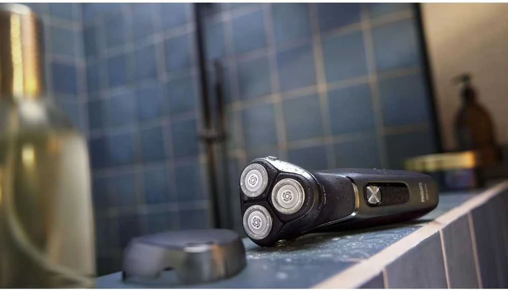 Philips Shaver 3000 Series Drėgnojo ir sausojo skutimo elektrinė barzdaskutė S3343/13
