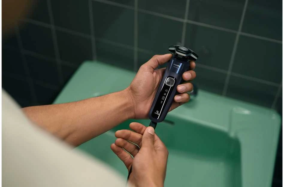 Philips Series 5000 drėgno ir sauso skutimo elektrinė barzdaskutė S5885/35