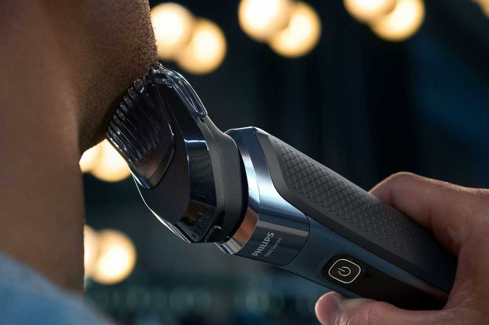 Philips Series 7000 Drėgnojo ir sausojo skutimo elektrinė barzdaskutė S7882/55