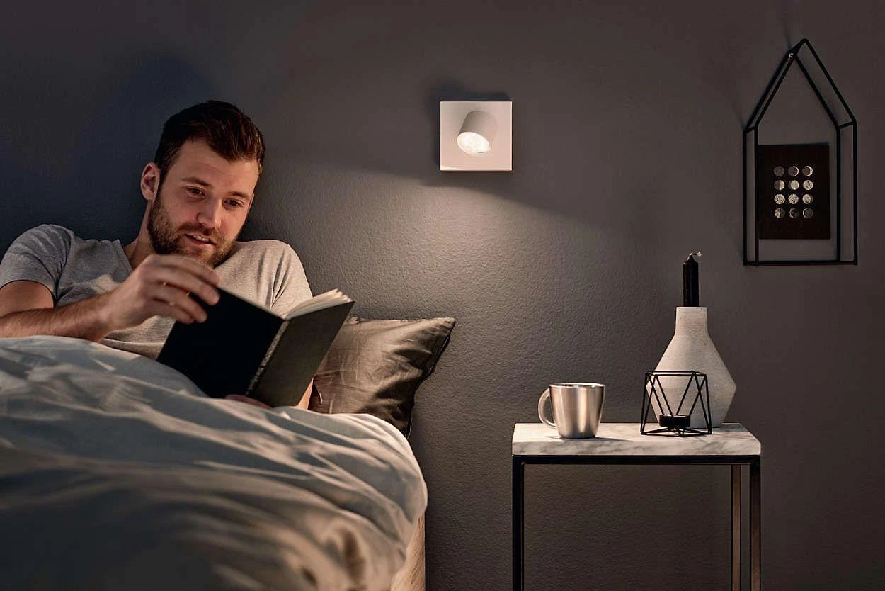 Philips Star WarmGlow LED prožektorius, 4,5 W, baltas
