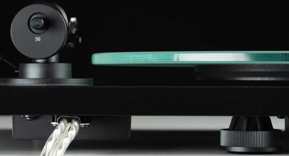 Pro-Ject T1 EVO levysoitin, mattavalkoinen