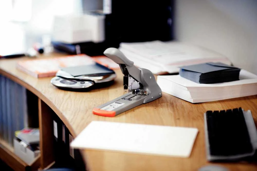 Stapler Esselte FASHION HD110 ant darbo stalo