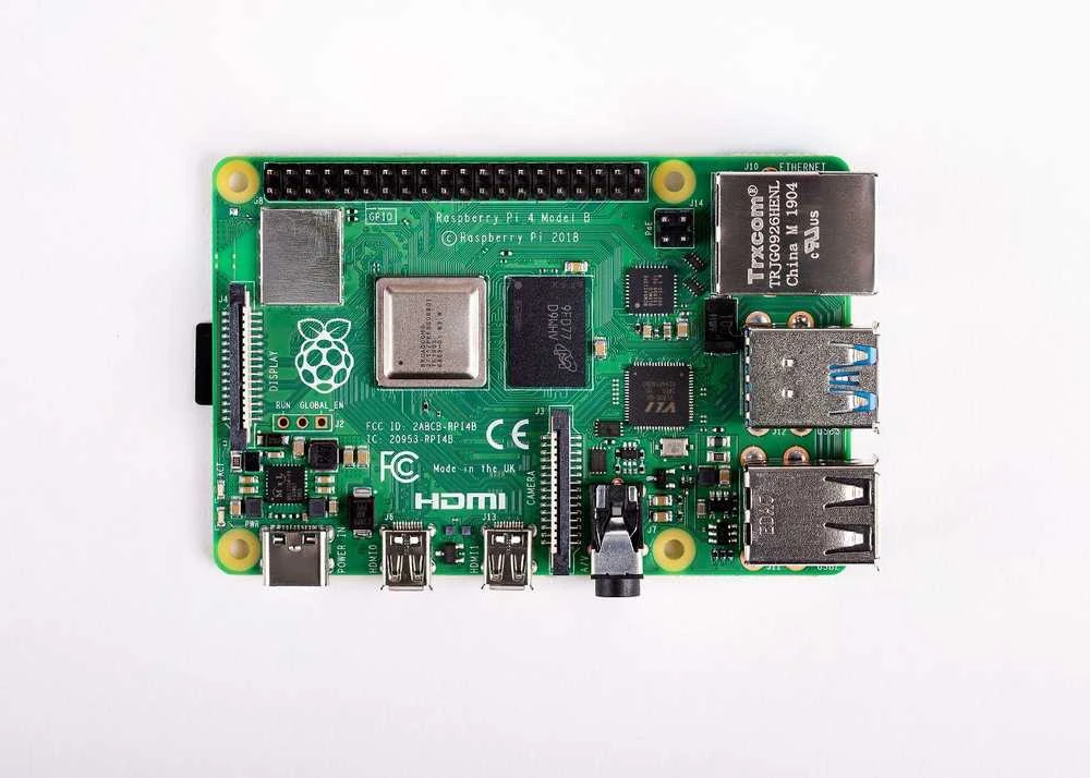 Raspberry Pi 4 B modelis, WiFi DualBand Bluetooth, 2 GB RAM, 1.8 GHz – dviejų RAM versija