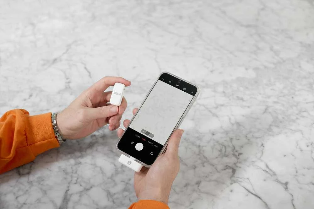 „Rode Wireless Micro“ („Lightning“, „Baltas“)