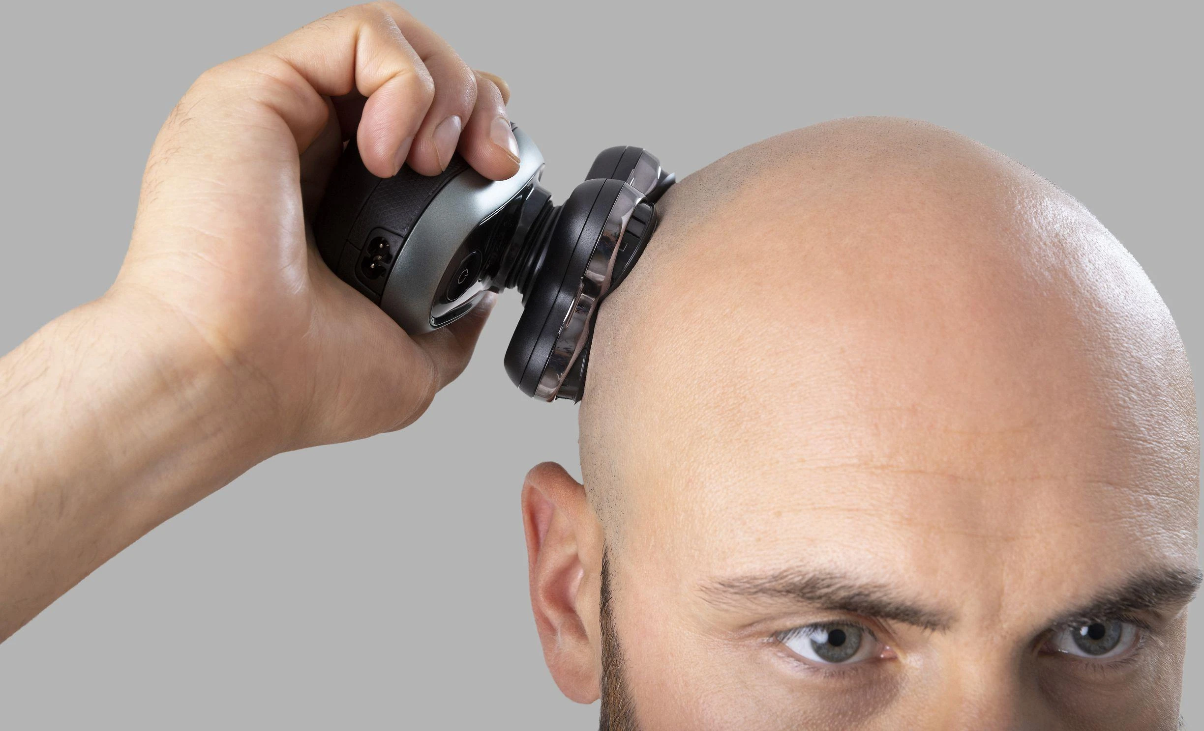 Barzdaskutė Remington | Shaver | XR1600 | Operating time (max) 60 min | Juodas/Sidabrinis