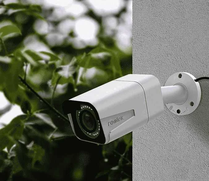 Reolink | 4K išmanioji PoE kamera su prožektoriumi ir spalvotu naktiniu matymu | P430 | Kulka | 8 MP | 2,7-13,5 mm | IP67 | H.265 | Micro SD, maks. 256 GB