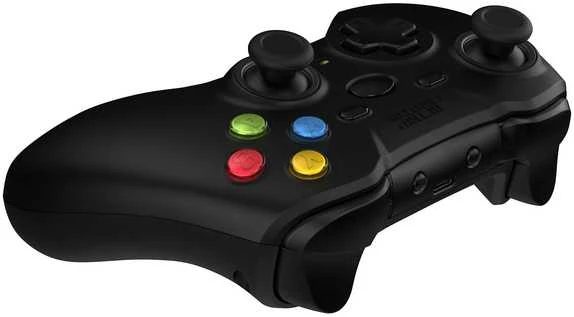 „Retro Fighters RF Hunter 360“ belaidis 2.4G valdiklis, juodas