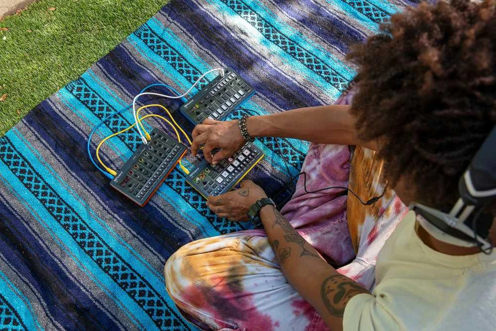 Roland AIRA Compact P-6 Creative Sampler