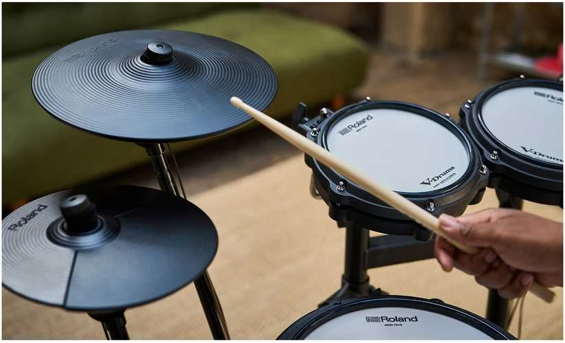 Roland TD313 V-Drums sähkörumpusetti