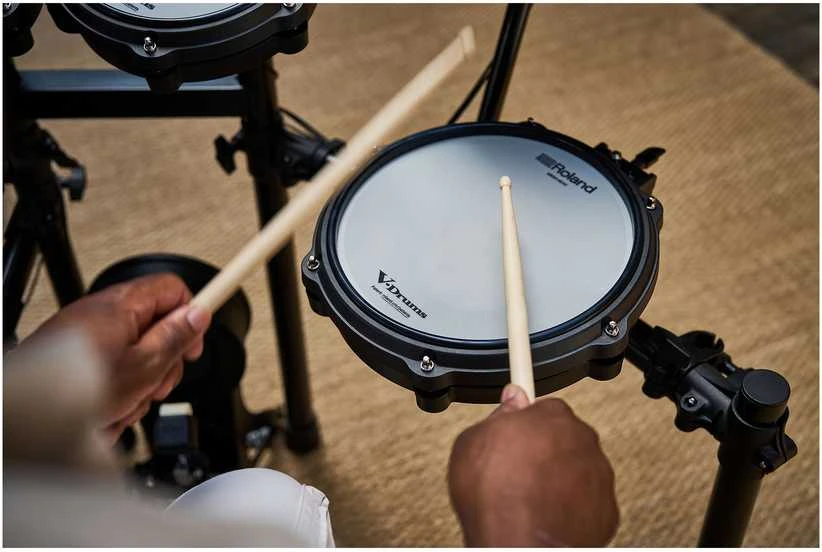 Roland TD313 V-Drums sähkörumpusetti