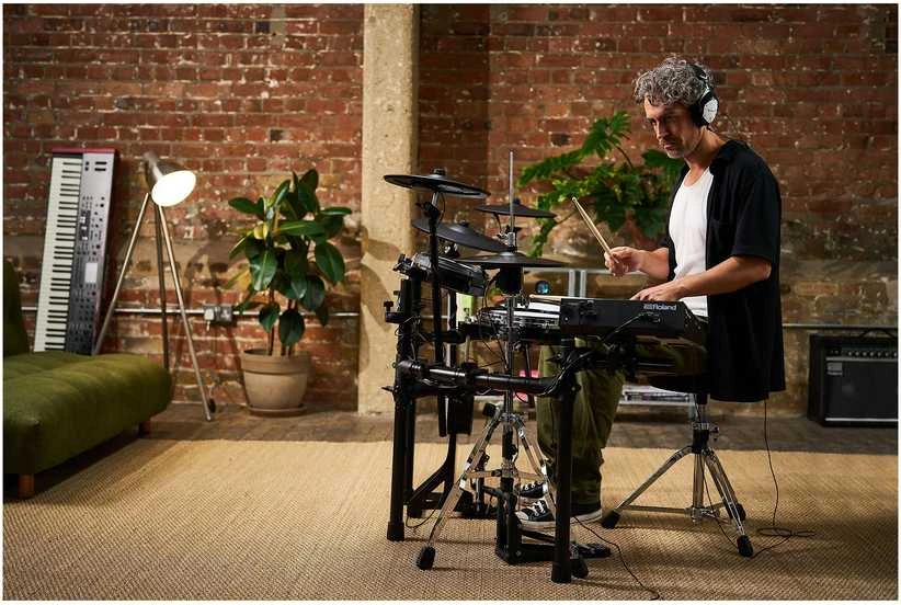 Roland TD316 V-drums sähkörumpusetti