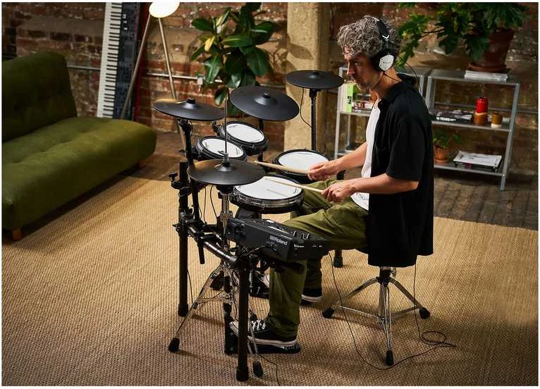 Roland TD316 V-drums sähkörumpusetti