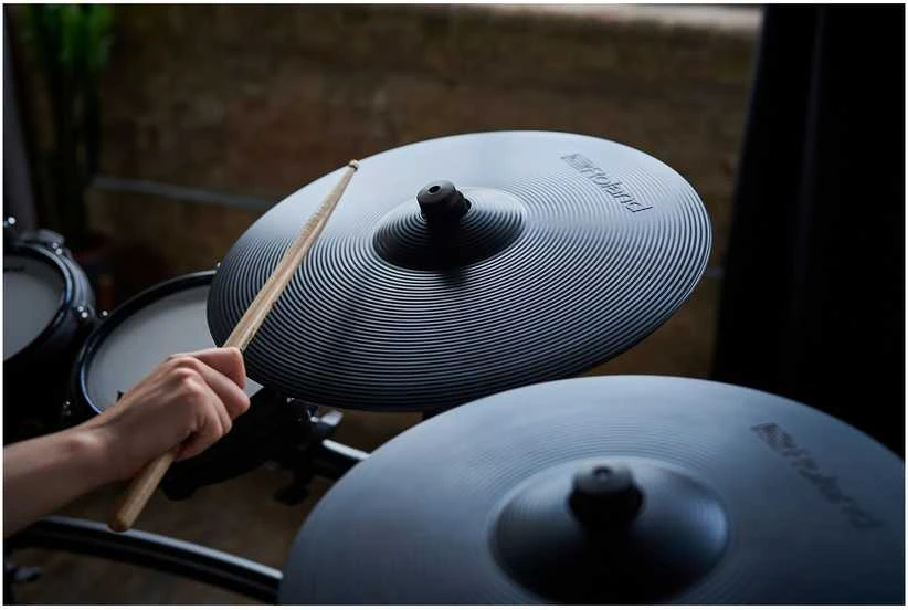 Roland TD513 V-Drums sähkörumpusetti