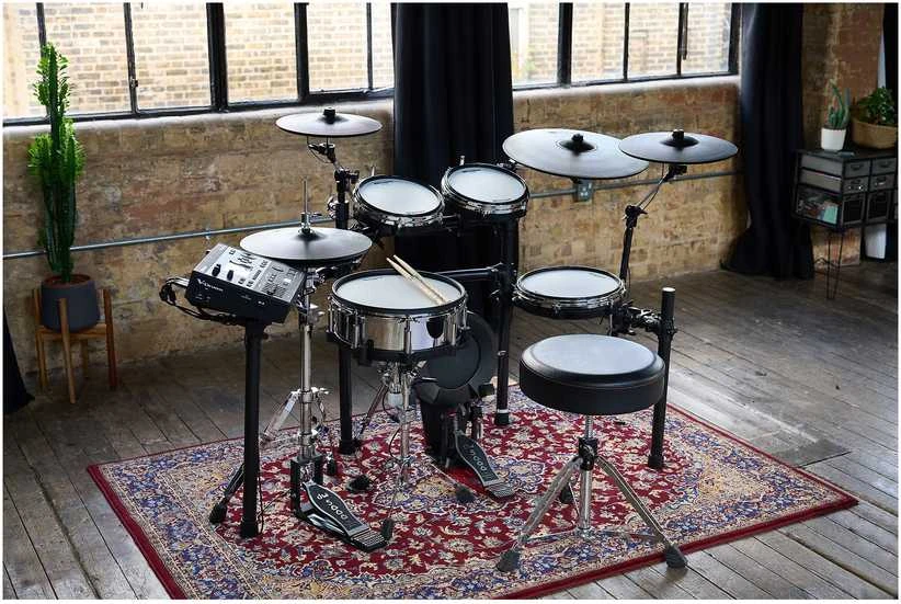 Roland TD516 V-Drums sähkörumpusetti
