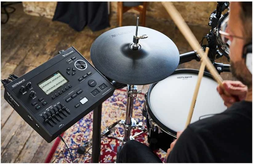 Roland TD516 V-Drums sähkörumpusetti