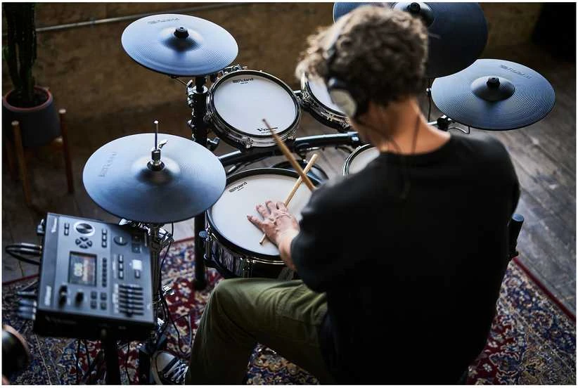 Roland TD516 V-Drums sähkörumpusetti