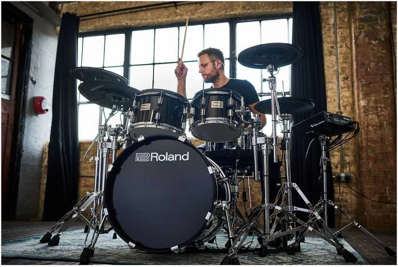 Roland VAD516 V-Drums sähkörumpusetti
