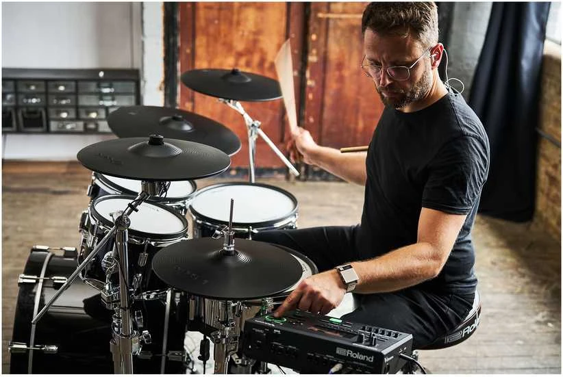 Roland VAD516 V-Drums sähkörumpusetti