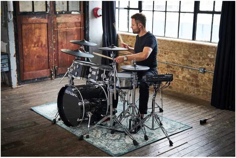 Roland VAD516 V-Drums sähkörumpusetti