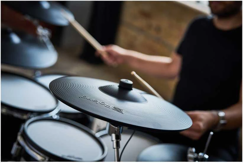 Roland VAD516 V-Drums sähkörumpusetti