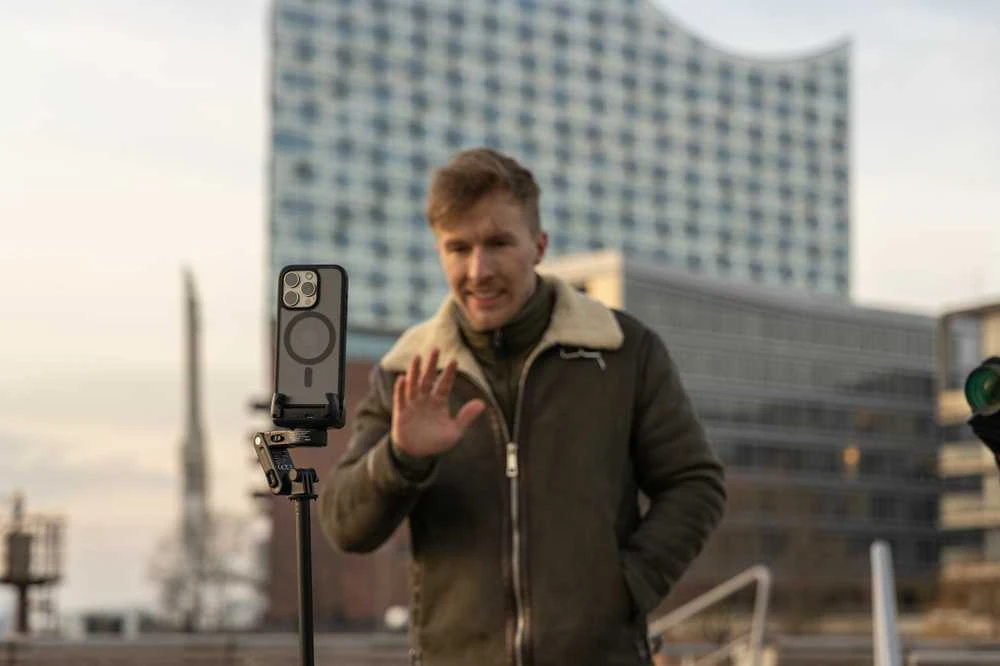 „Rollei“ – stabilizatorius su dirbtinio intelekto sekimu – „Easy Creator“