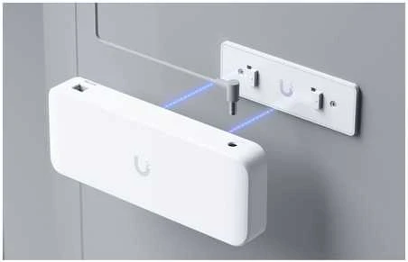Šakotuvas Ubiquiti UniFi USW-Ultra-210W (202W) 8-porttinen PoE -kytkin