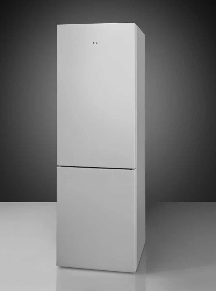 Šaldytuvas AEG RCB632E9MW 6000-sarjan jääkaappipakastin, valkoinen