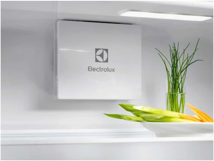 Šaldytuvas Electrolux LXB2AE82S