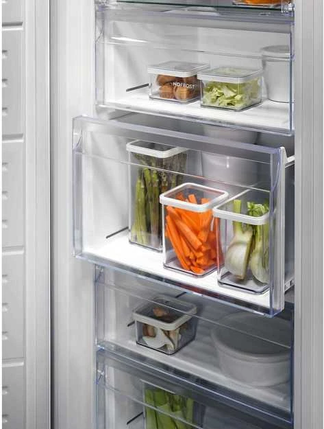 Šaldytuvas Electrolux EUT6NE28W1 kaappipakastin, valkoinen