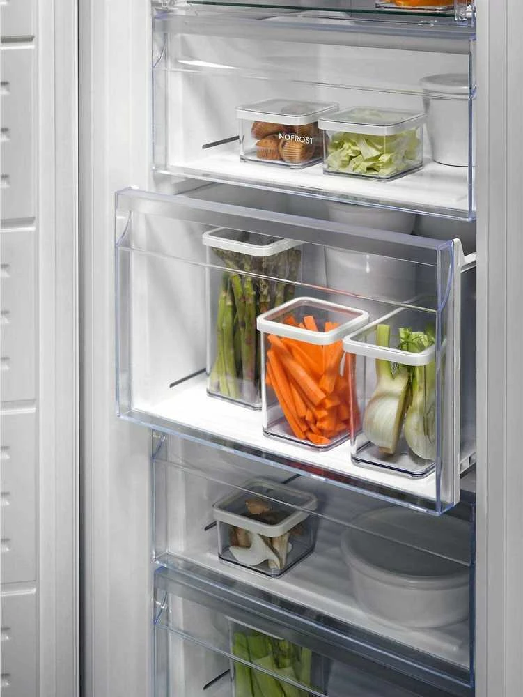 Šaldytuvas Electrolux EUT6NE28W1 kaappipakastin, valkoinen