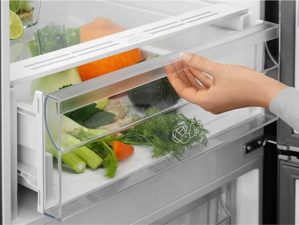 Šaldytuvas Electrolux LNT6ME36W2 jääkaappipakastin, valkoinen, 2m