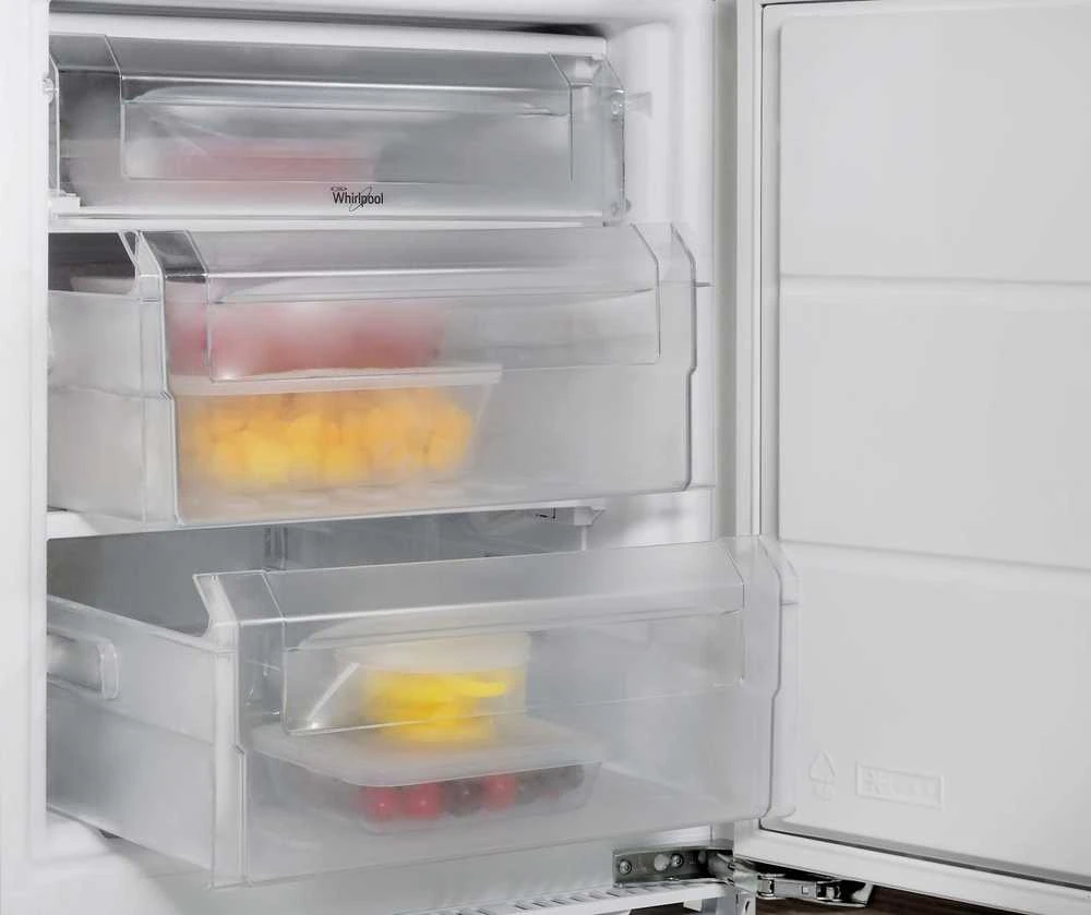 Whirlpool Šaldiklis Montuojama WBUFZ011