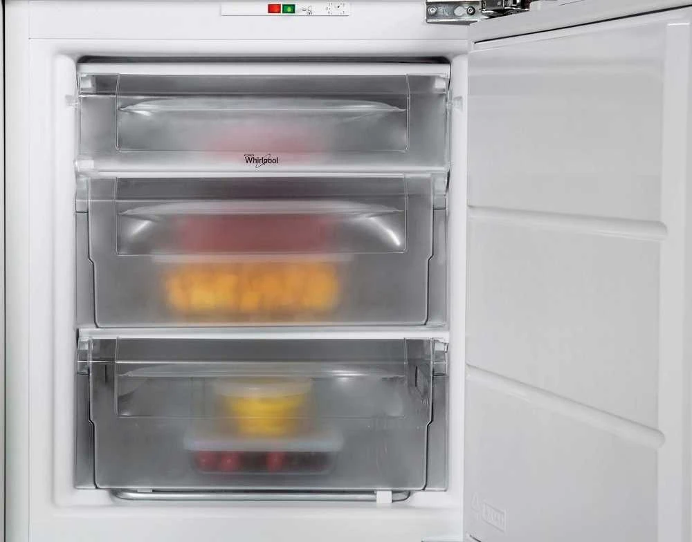 Whirlpool Šaldiklis Montuojama WBUFZ011