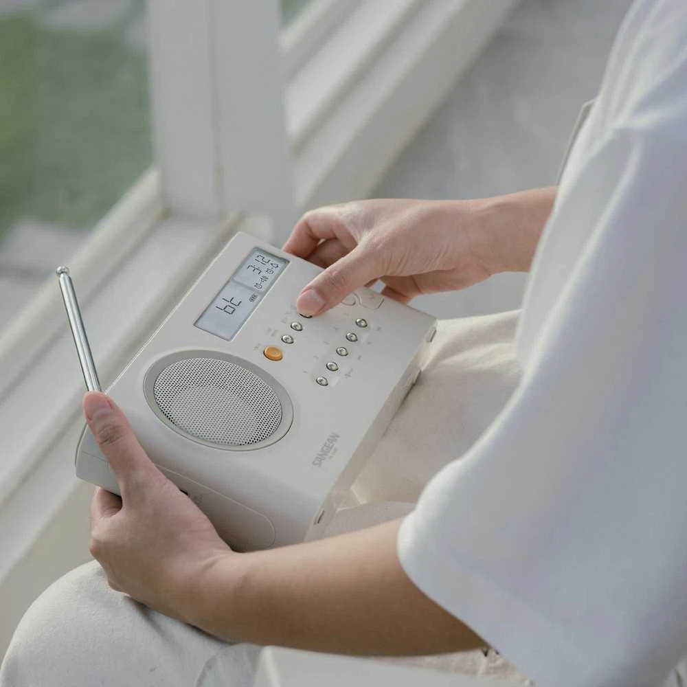 Sangean PR-D4BT AM/FM-pöytäradio, Bluetooth, smėlio spalvos
