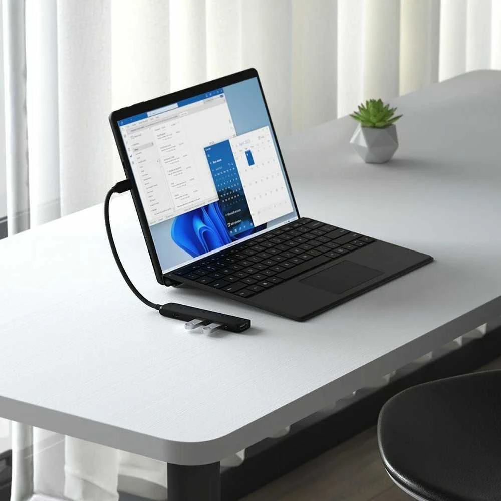 SATECHI 4-in-1 USB-C Slim Multiport Adapteris 4K (Juodas)