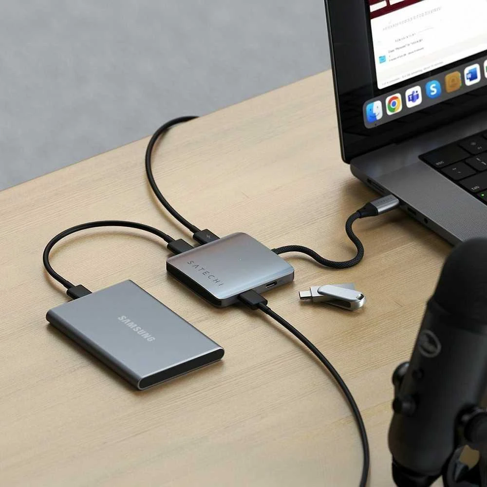 SATECHI 4 prievadų USB-C šakotuvas su PD