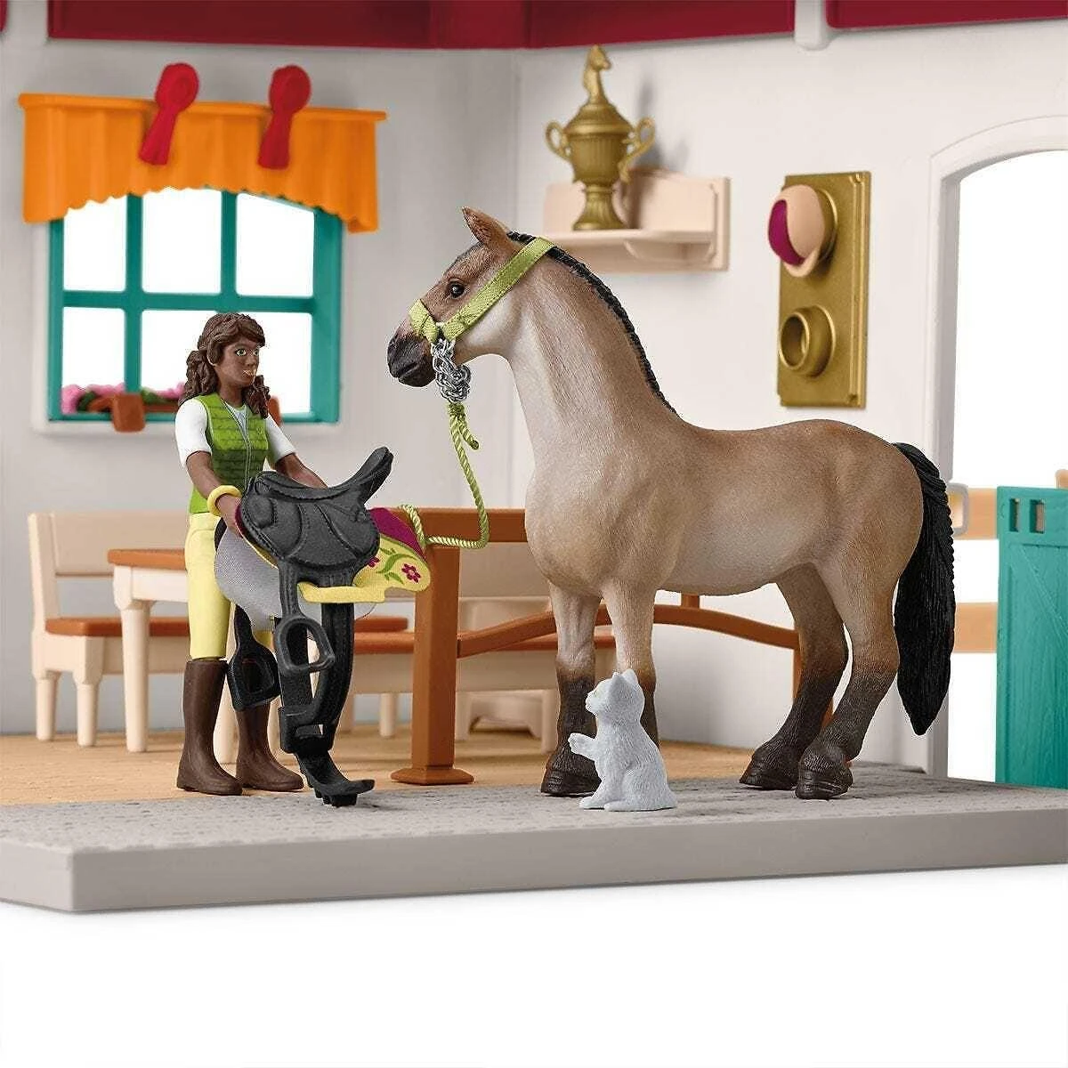 SCHLEICH HORSE CLUB Raitelio kambarys