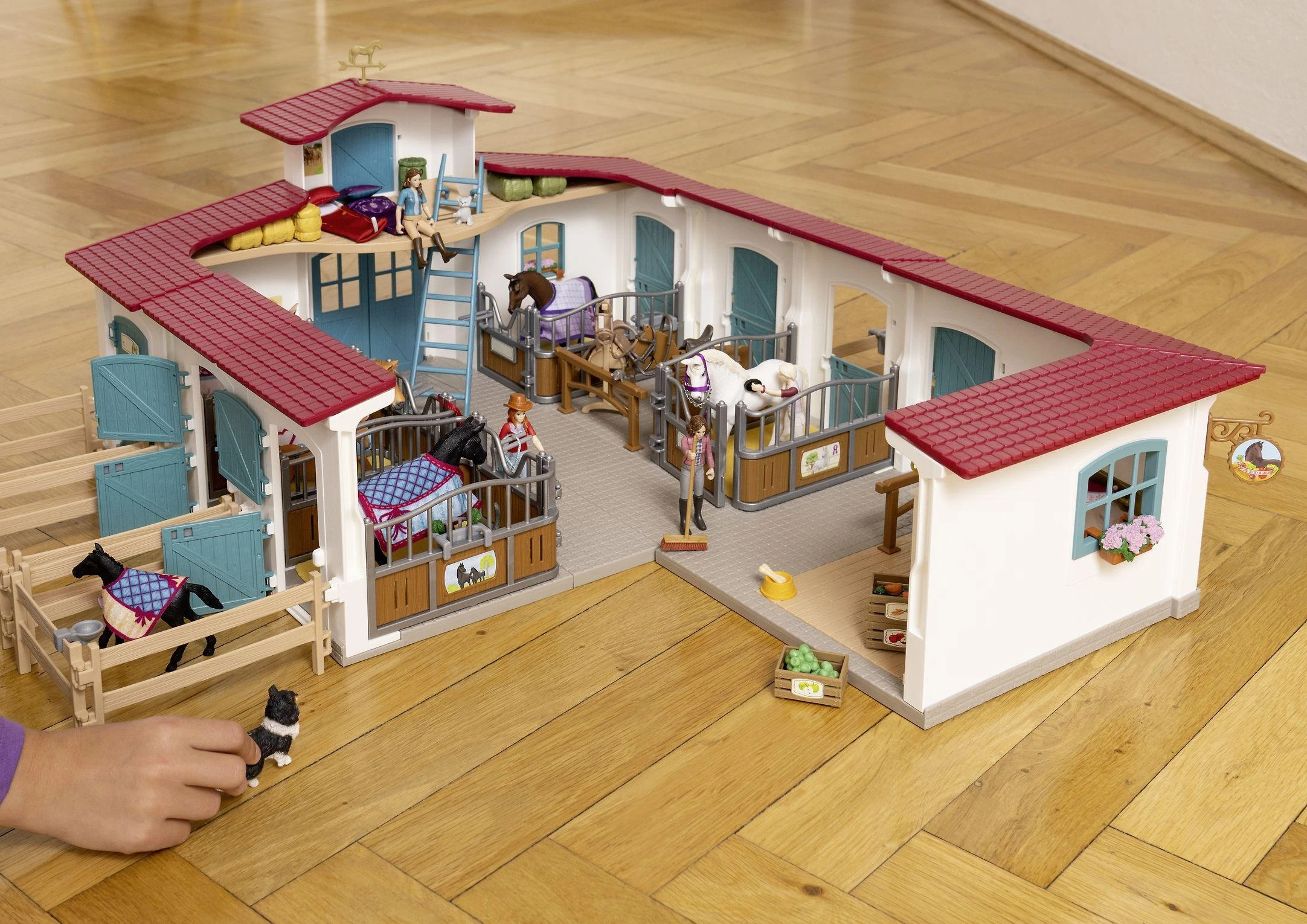 SCHLEICH HORSE CLUB Raitelio kambarys