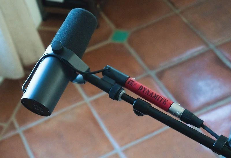 Se Electronics sE DM1 Dynamite - aktyvus mikrofono stiprintuvas