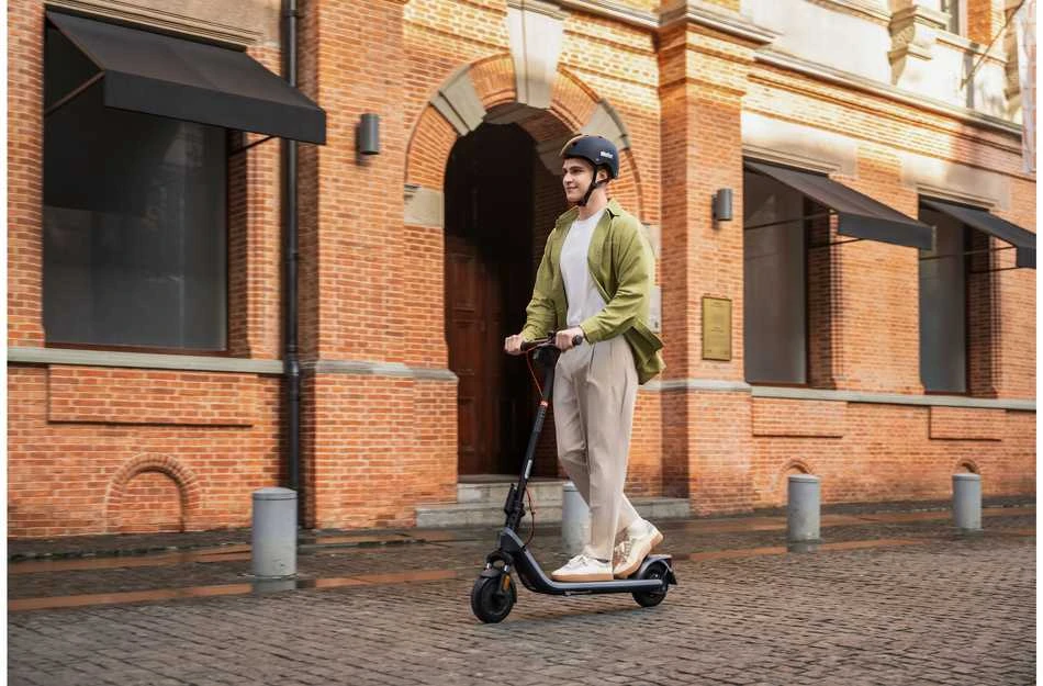 Elektrinis paspirtukas Segway KickScooter E2 Plus E II